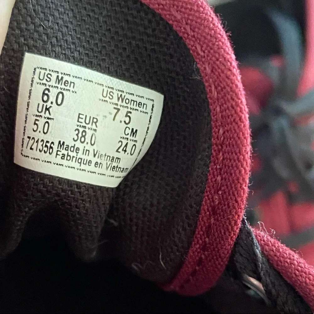 Vans Dark Red Lace Up Unisex M 6.0 / W 7.5 - Picture 2 of 9